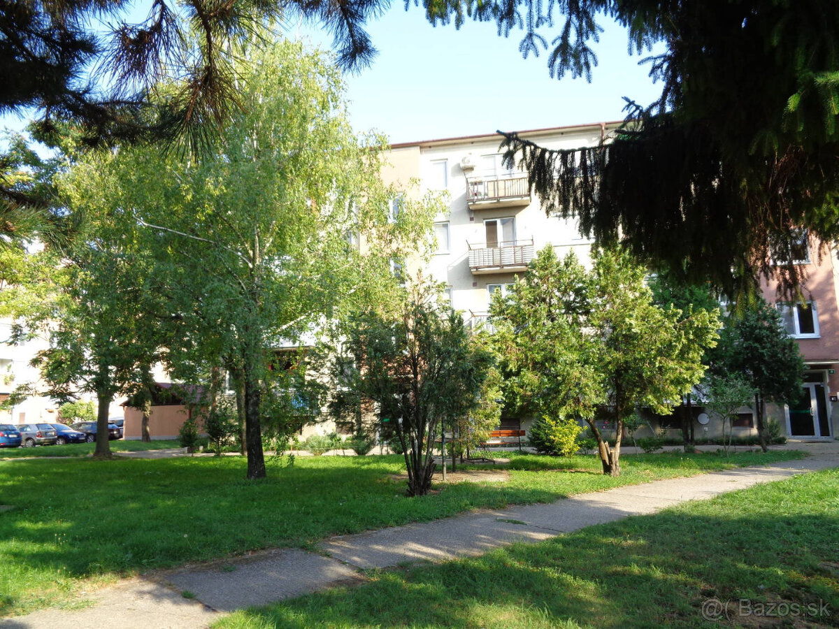 Predaj 3-izbový byt, Zlaté Klasy, 30min.autom do BA - 13