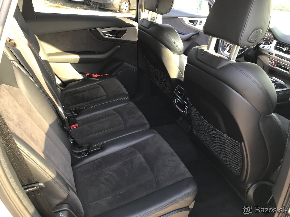 AUDI Q7 S-Line - 13