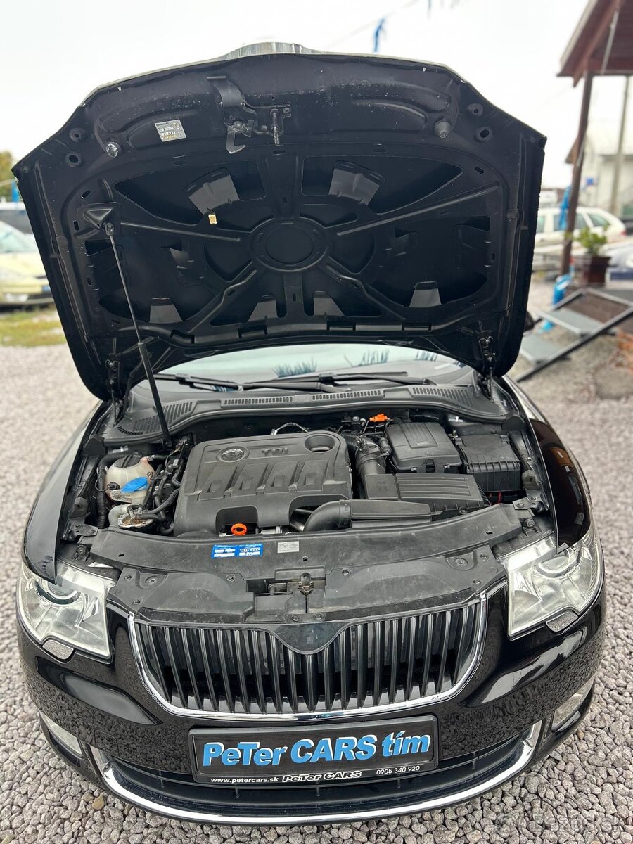 Škoda Superb Combi - 13