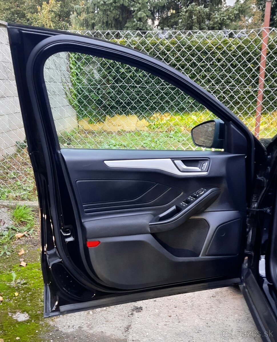 Predám Ford Focus Kombi 1.5 TDCi EcoBlue Active - 13
