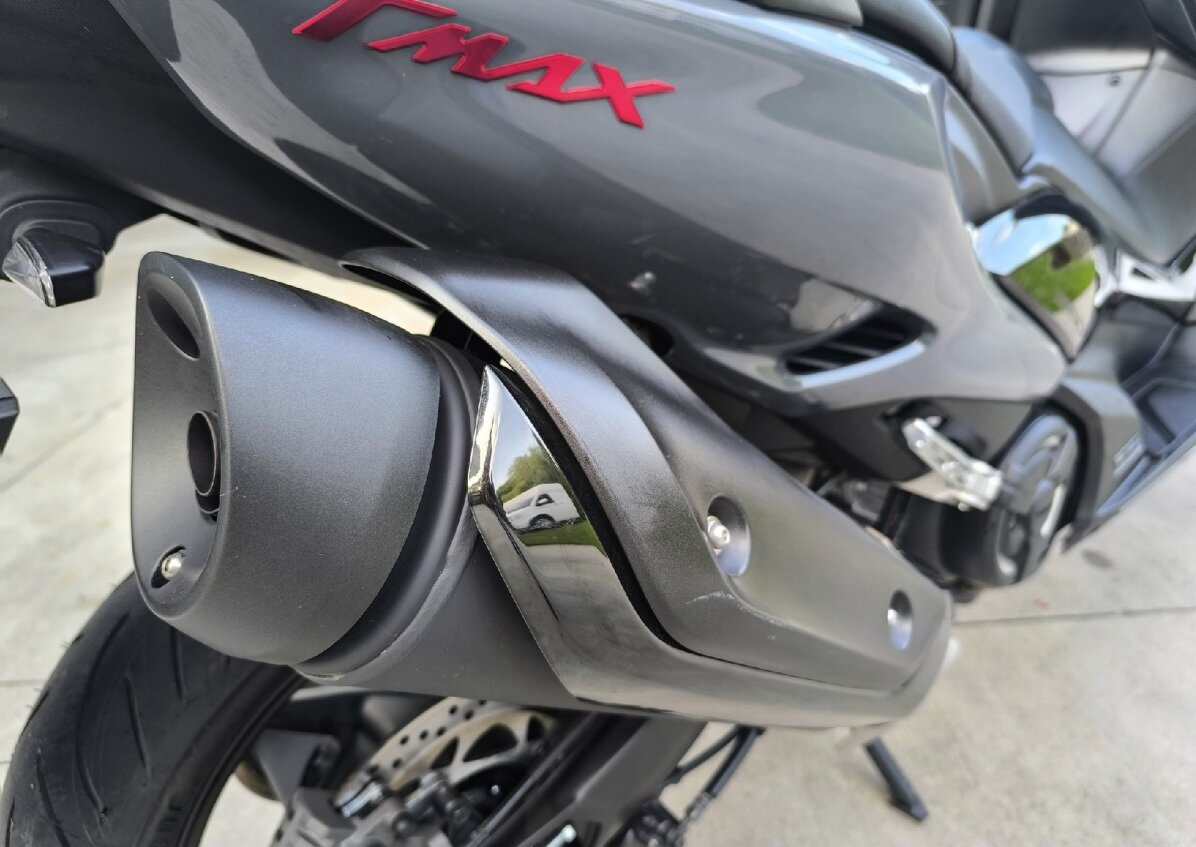 YAMAHA T-MAX 560 TECHMAX ODPOČET DPH - 13