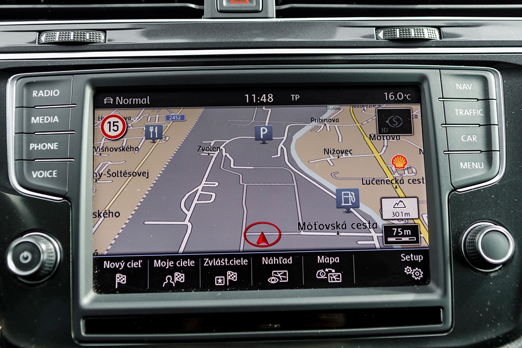 Volkswagen Tiguan Highline 2.0TSI 132kW DSG7 4Motion 08/2016 - 13