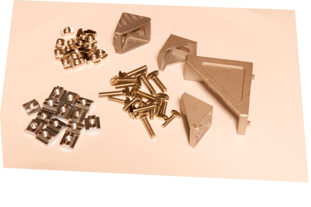 Predám herné kreslo so stolom a príslušenstvom - 13