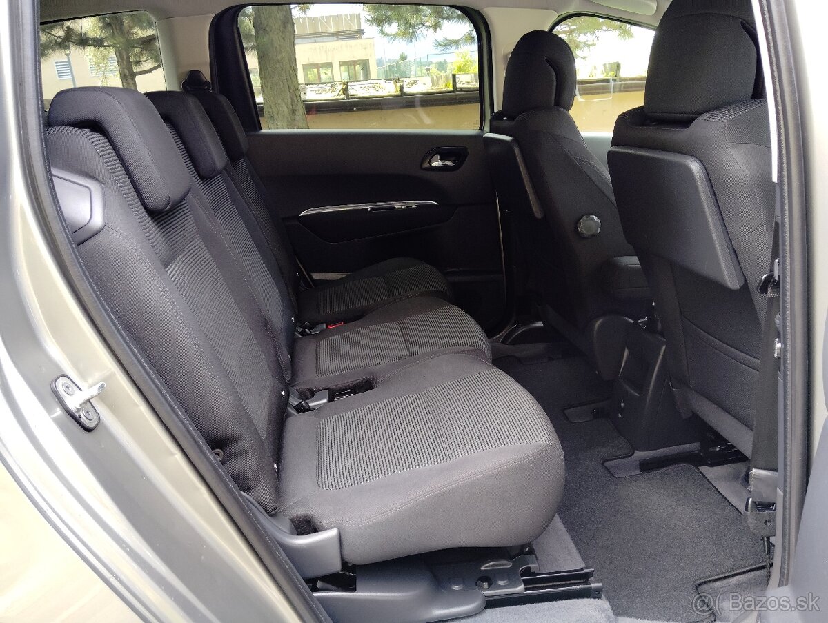 PEUGEOT 5008 1.6HDI FAMILY, 7 MIESTNY - 13