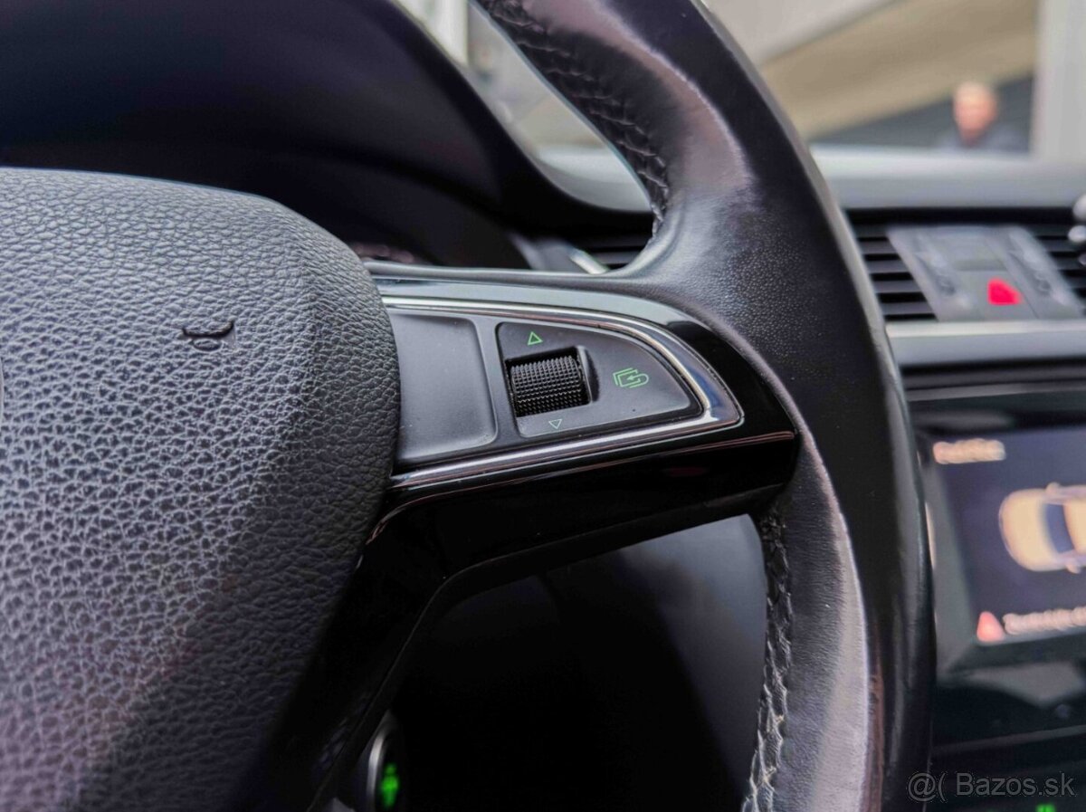 Škoda Octavia Combi 2.0 TDI Ambition - 13