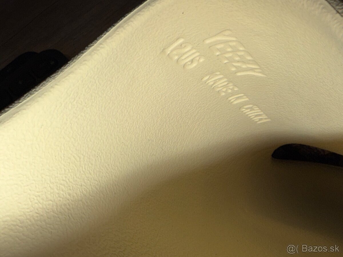 Adidas Yeezy Slide Bone US12 (28-29cm) - 13