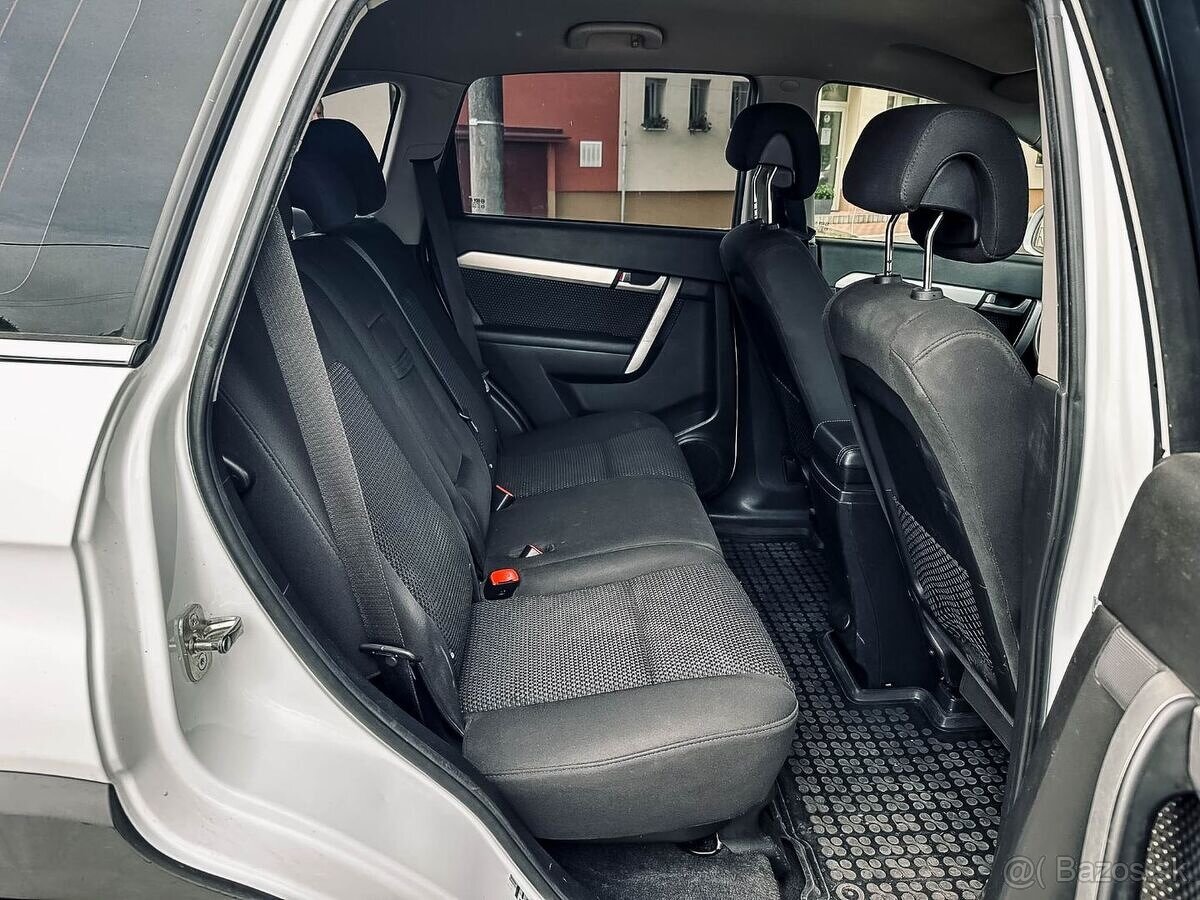 Chevrolet Captiva 2.2 D LS - 13