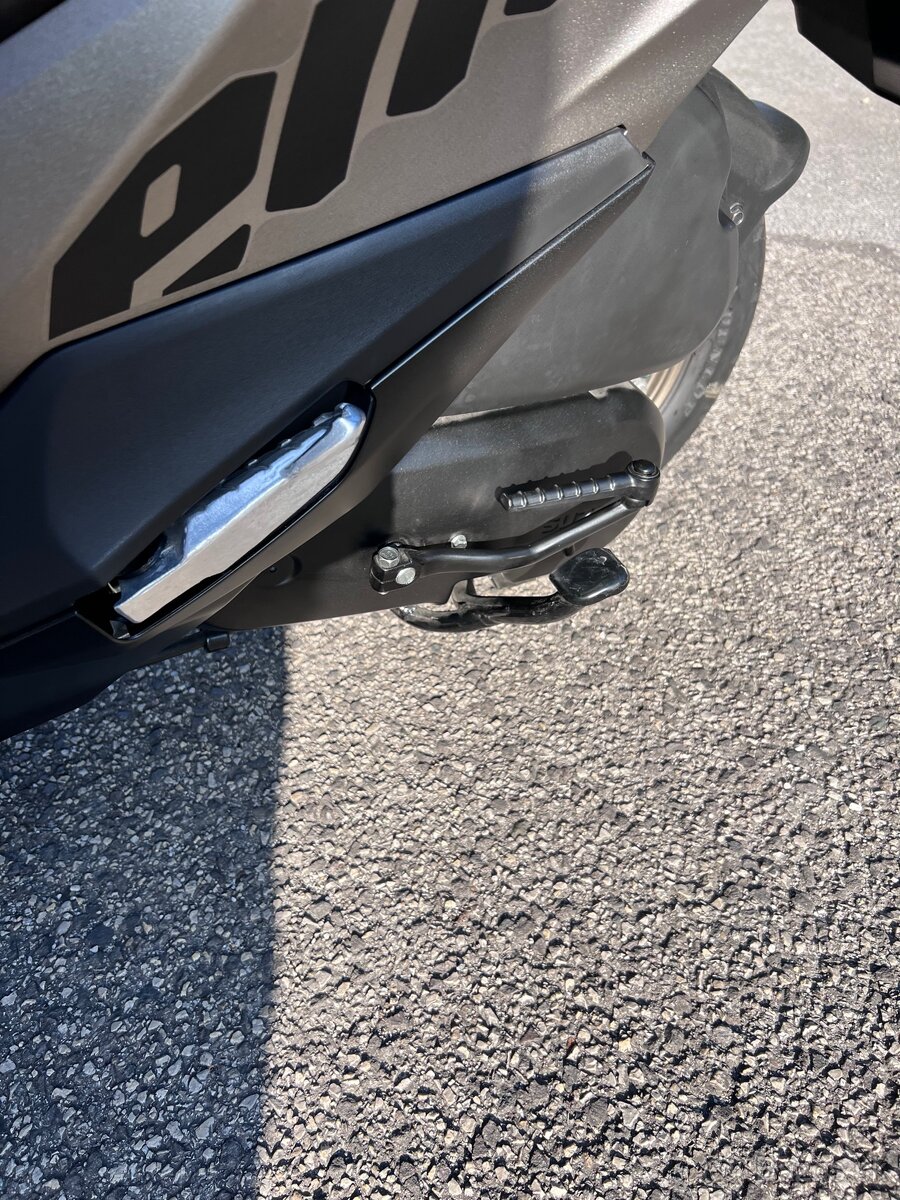 SUZUKI AVENIS 125 - 13