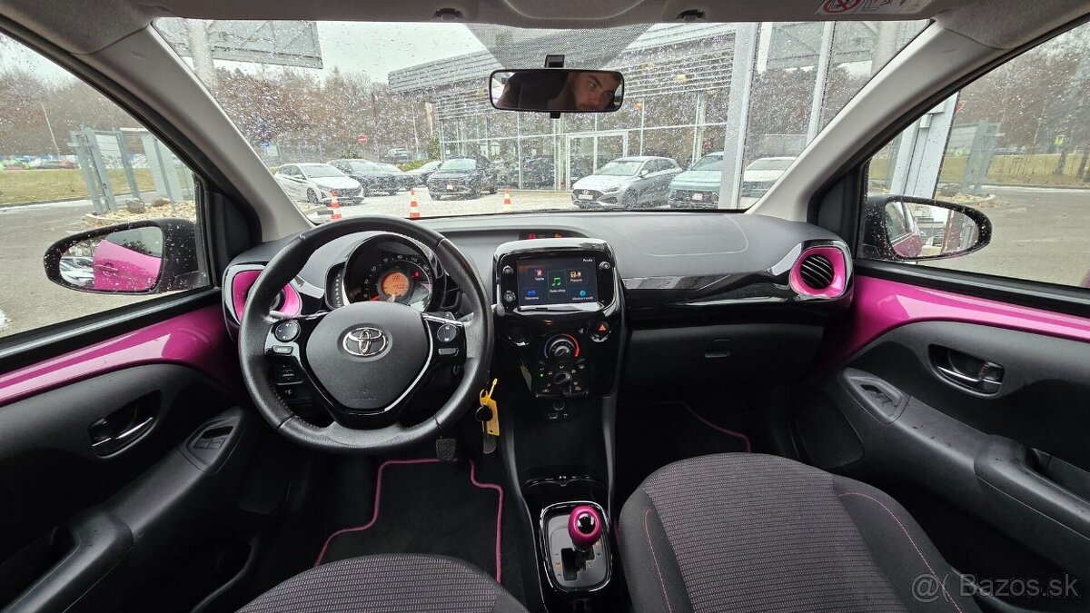 Toyota Aygo 1.0 VVT-i x-cite + connectivity - 13