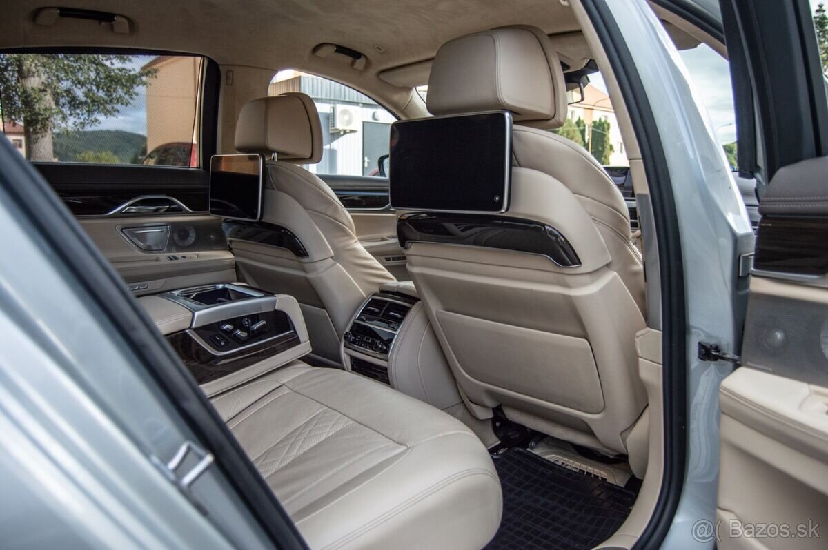 BMW 750i G11 xDrive 330kw - 13