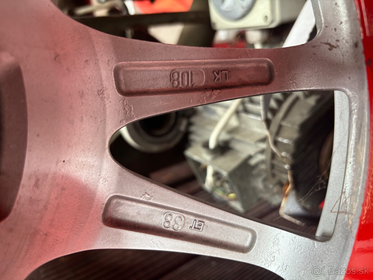 Predám pneumatiky a disky obuté a vivažene. UHP - 13