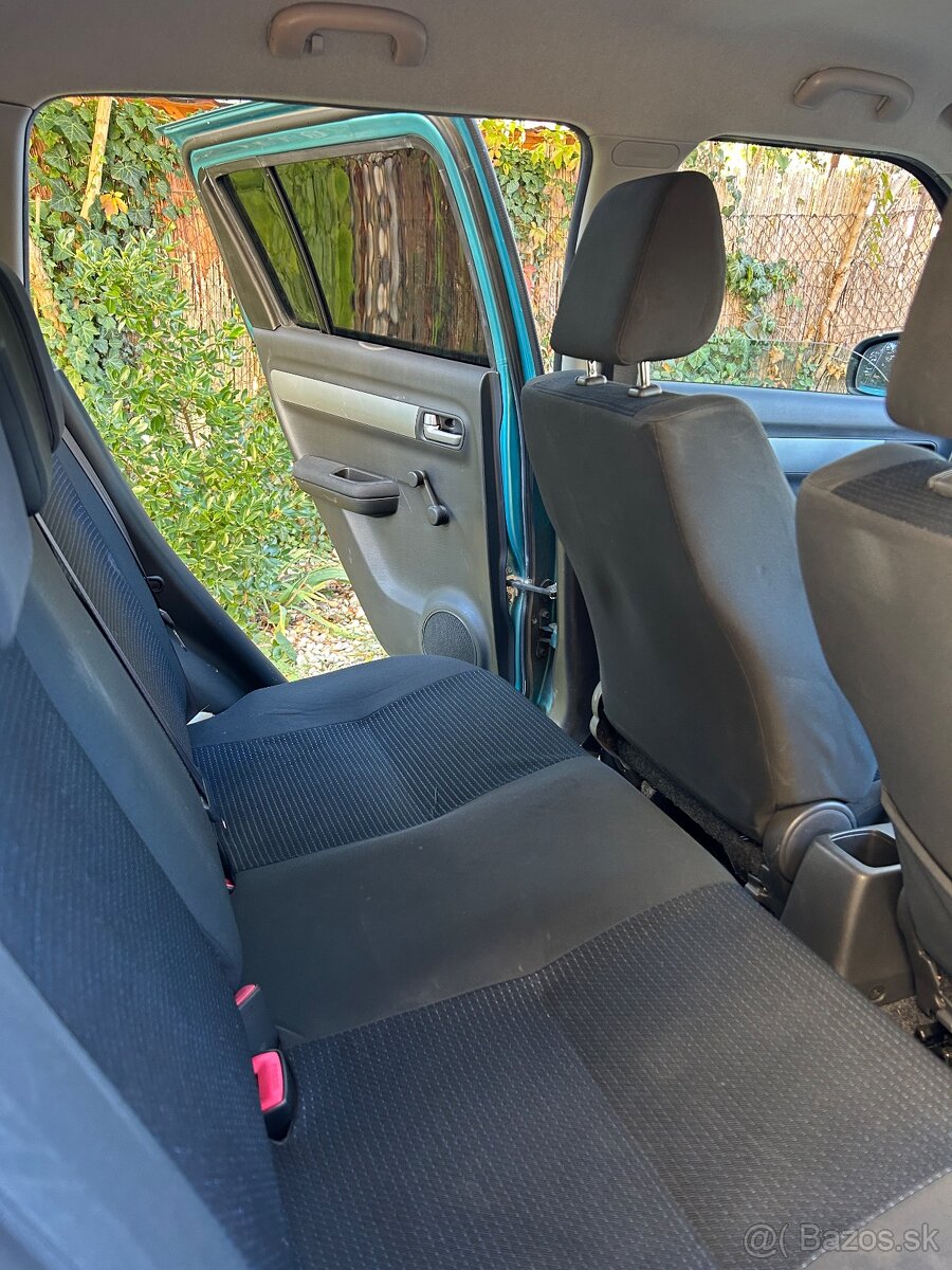 Swift 1.3 benzín Super stav - 13