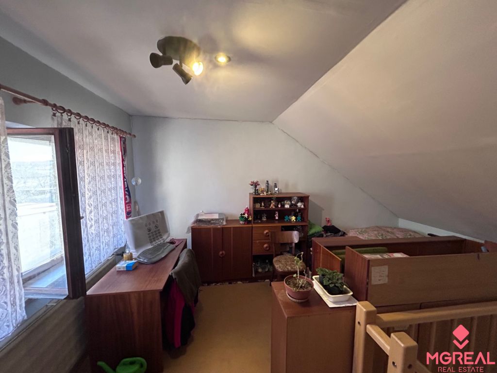 Predaj rodinný dom Zbehy - 13