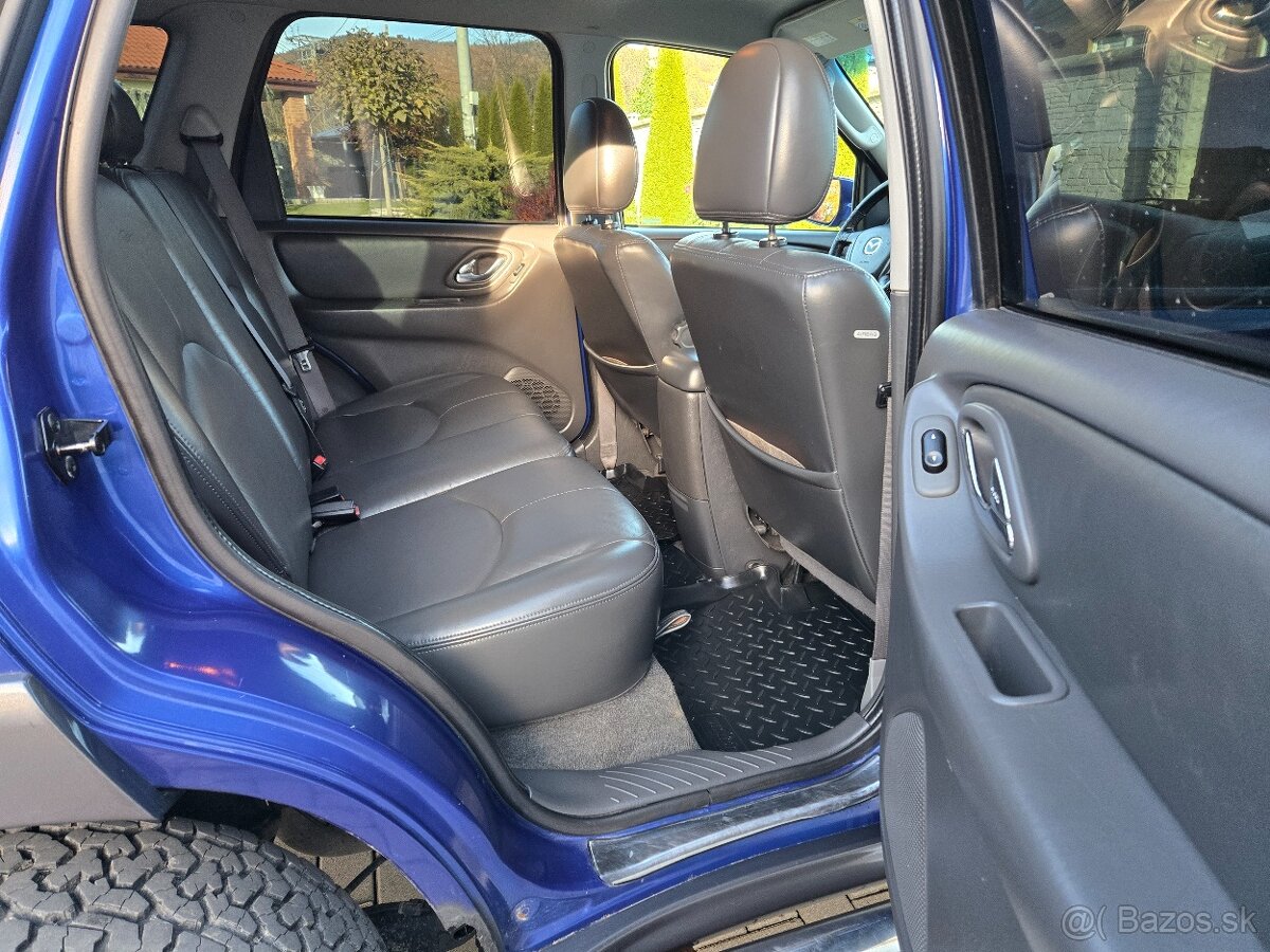 Mazda Tribute 2.3i 4x4 - 13