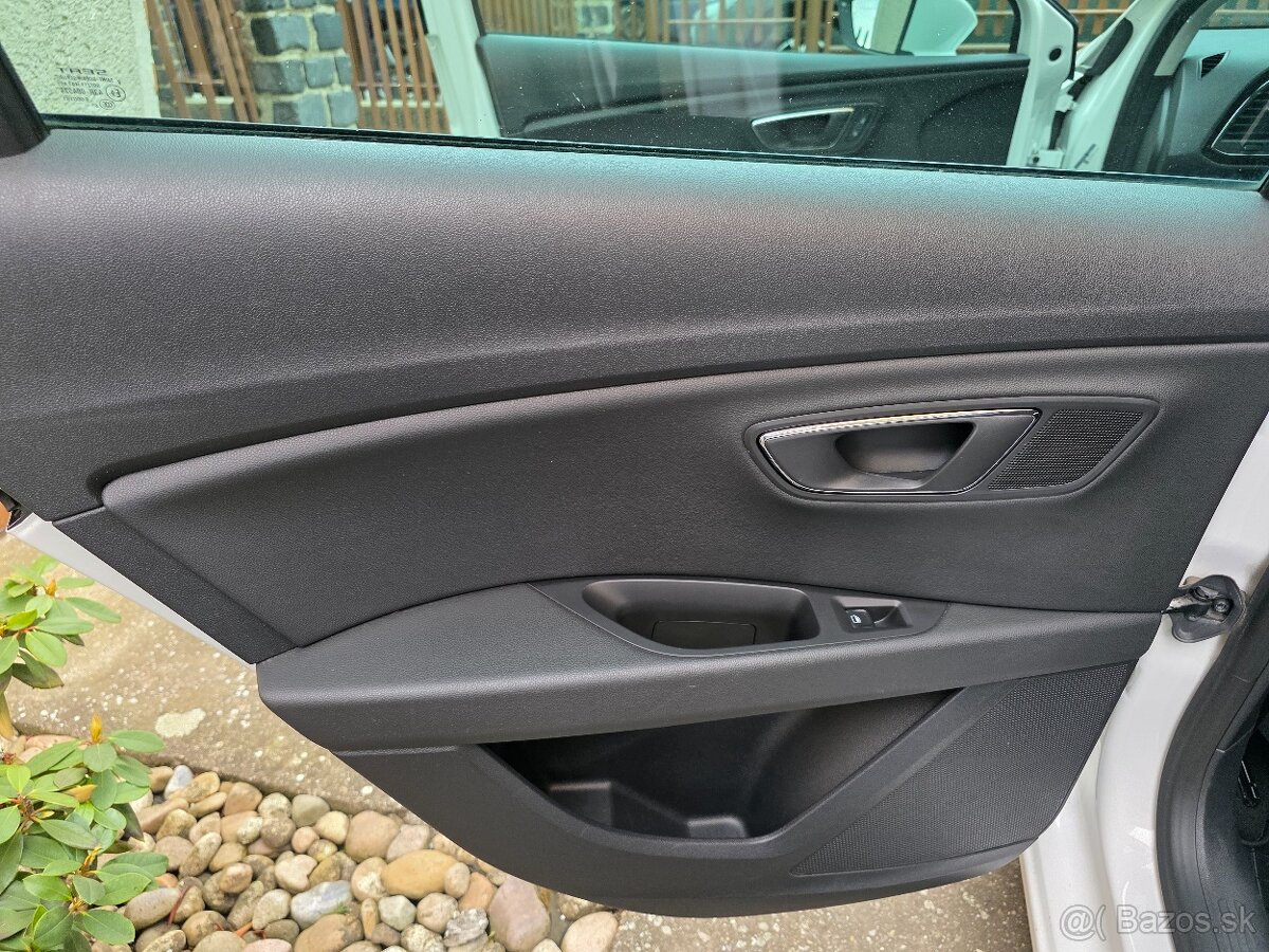 SEAT LEON COMBI 1,6 TDI--ROK 2014--81KW-- - 13