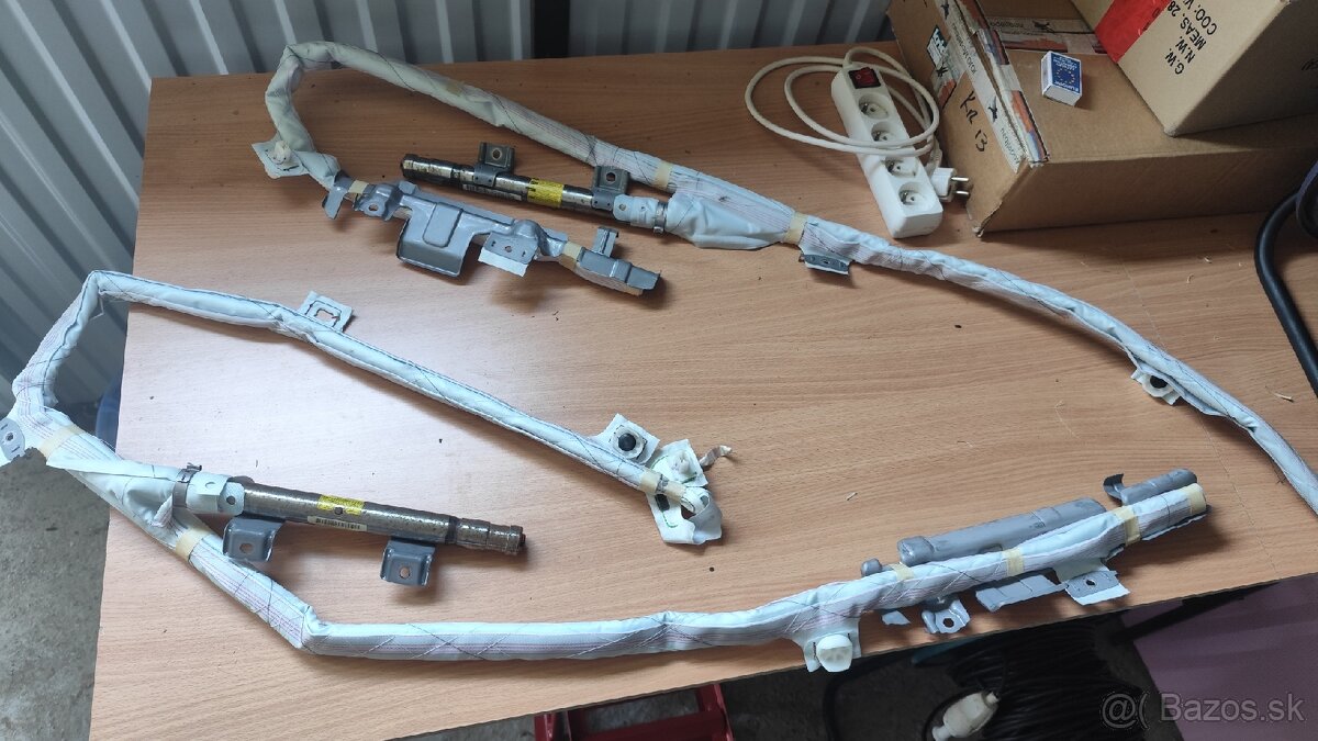 Predam diely toyota auris 2009 - 13