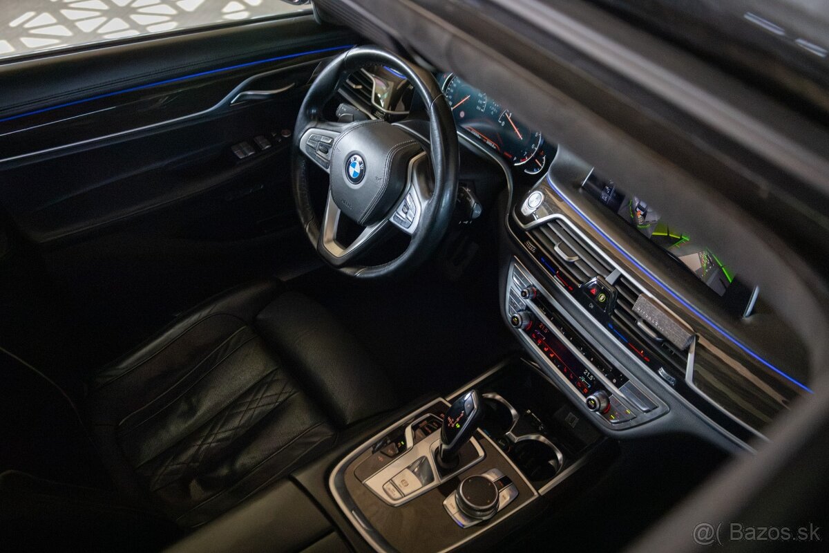 BMW Rad 7 750Li xDrive A/T - 13
