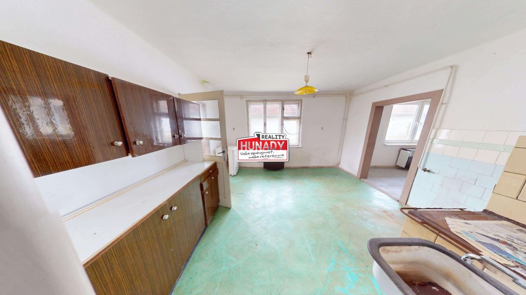 (504 m²) DOMČEK V OBCI JAMNÍK - 13