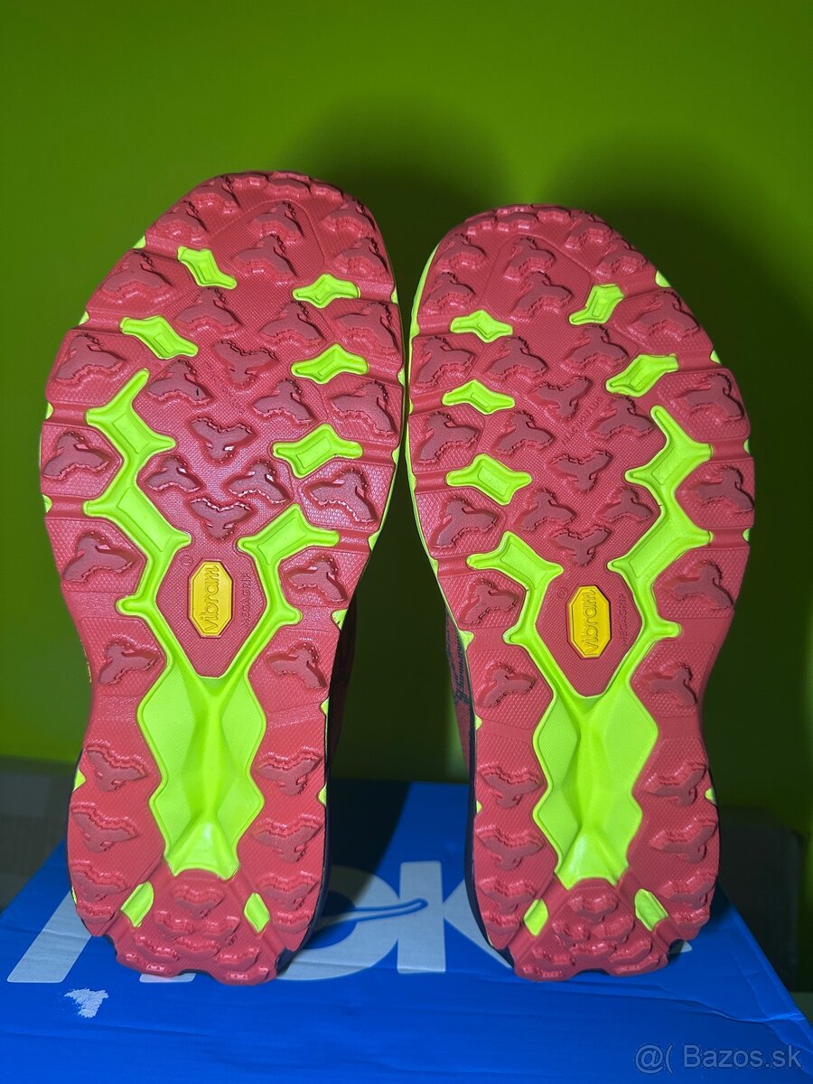 Bezecke tenisky Hoka Speedgoat 5 - 13