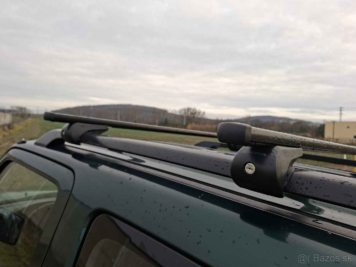 Suzuki Jimny 2011 / 63 kW / 94 120 km - 13