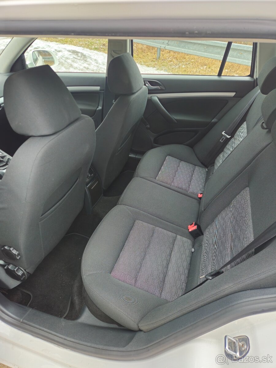 Skoda octavia 1.6tdi 77kw combi 2012 - 13