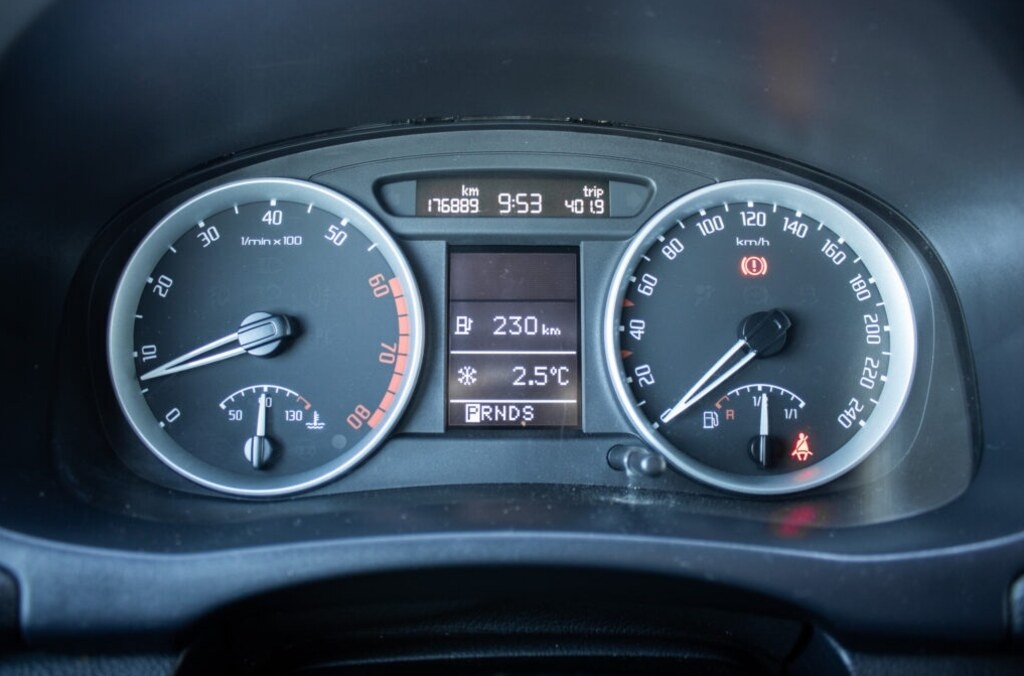 Škoda Fabia 1.6 Elegance, 77kW (2008) - 13