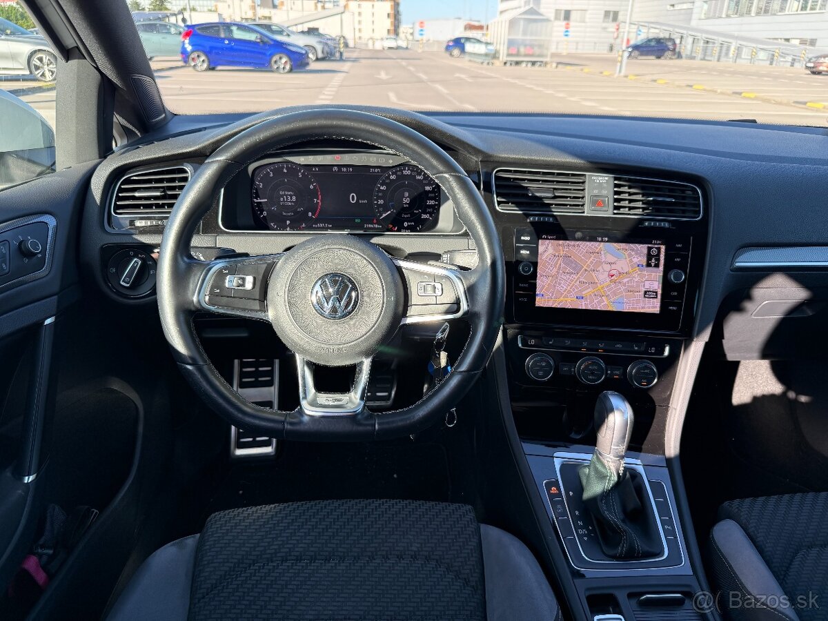 Volkswagen Golf Variant R-Line DSG - 13