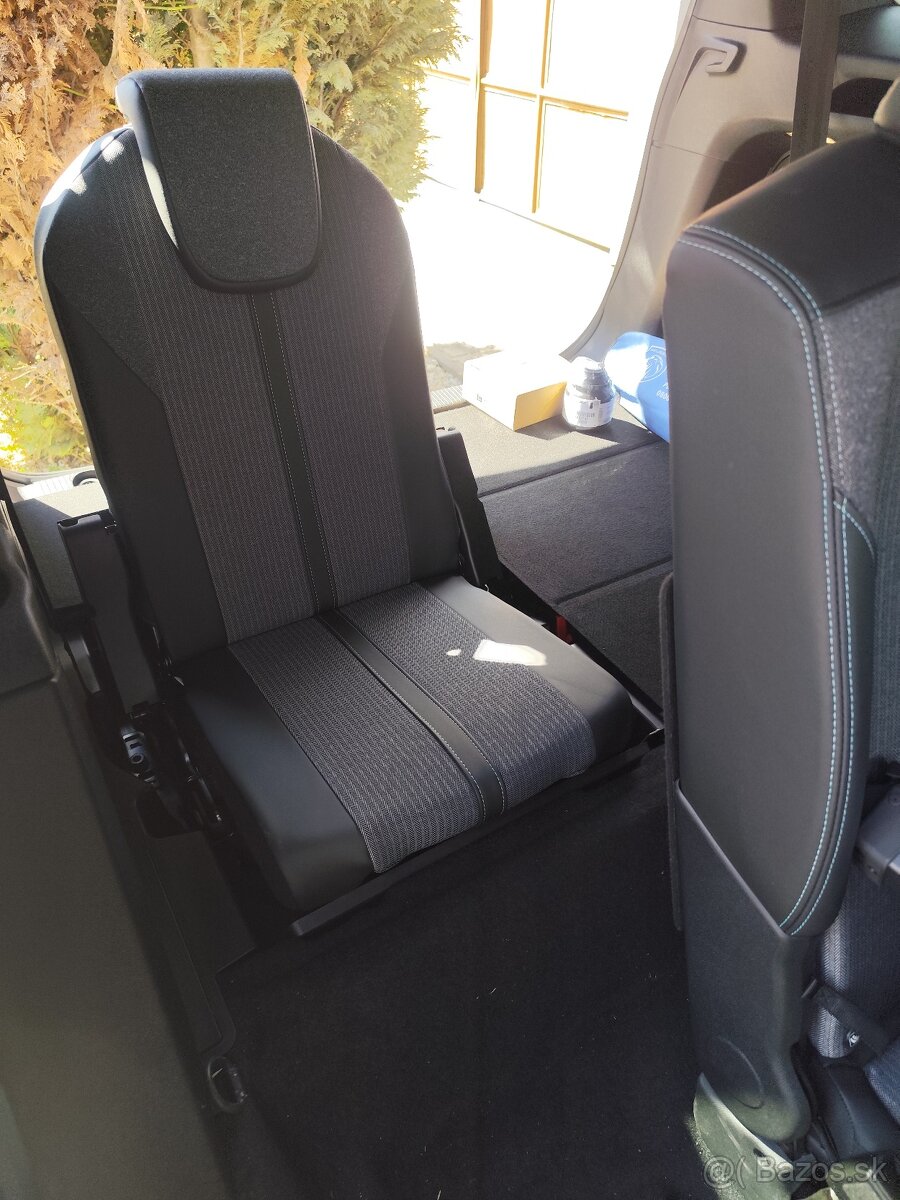 Peugeot 5008 automat. - 13