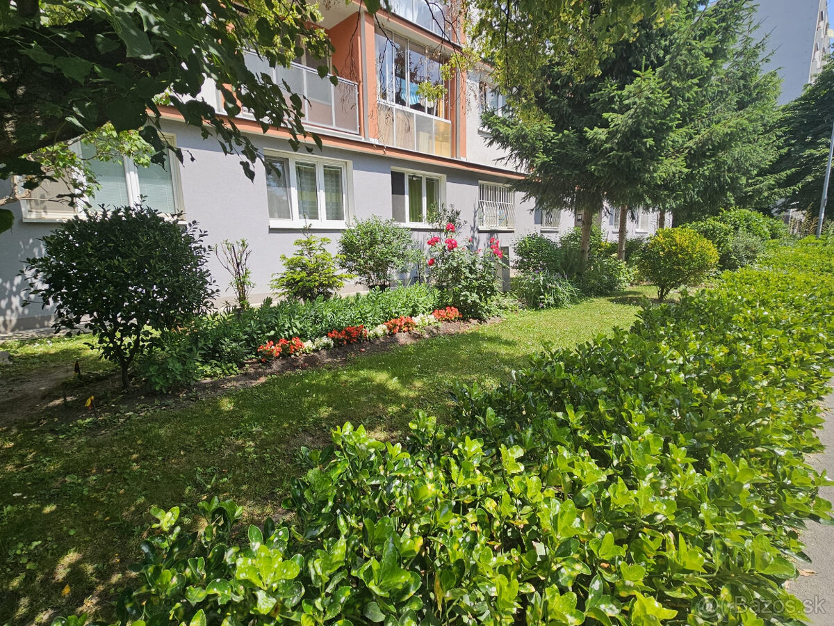 RESERVED - Prenájom bytu 2-izbový bez realitky - Astrova - 13