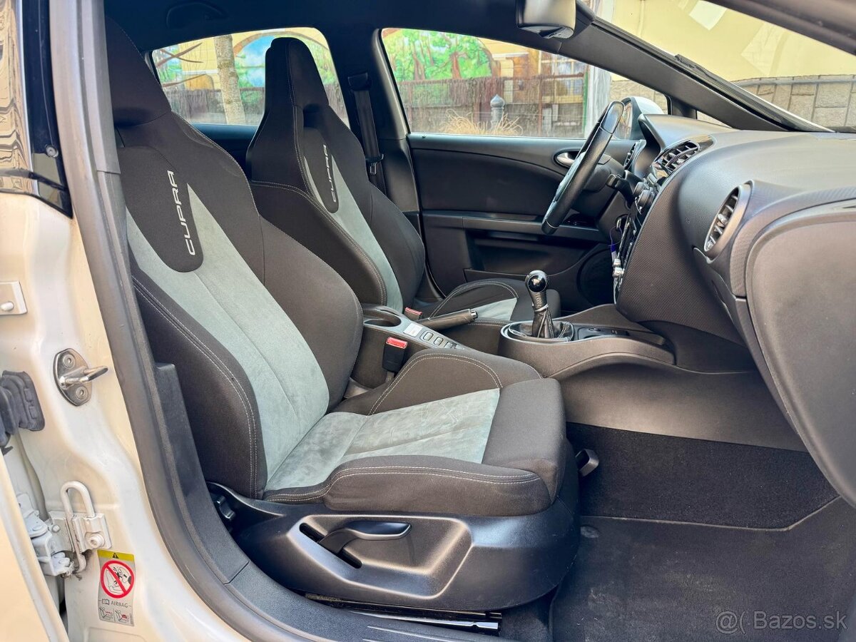 Seat Leon Cupra r310 white edition - 13