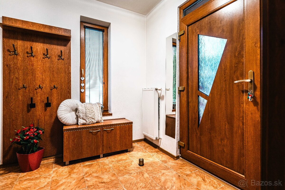 Priestranný dom po rozsiahlej rekonštrukcii | 200 m2 | NL - 13