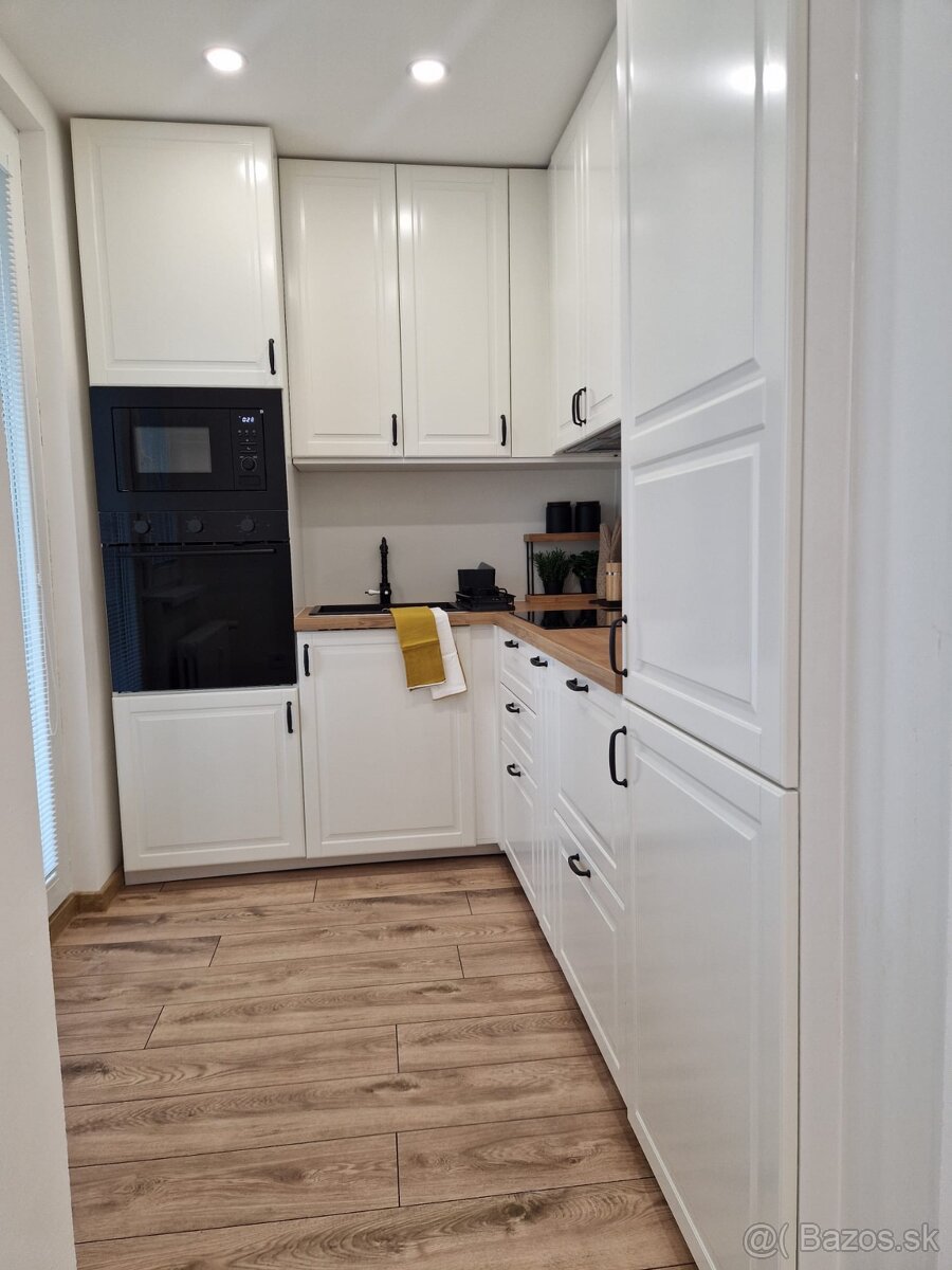PREDAJ 2 izbový byt Bratislava Devínska Nová Ves Štefana K. - 13