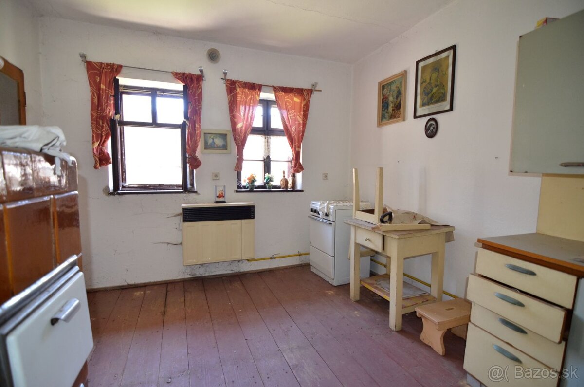 Predaj rodinného domu - Heľpa - 13