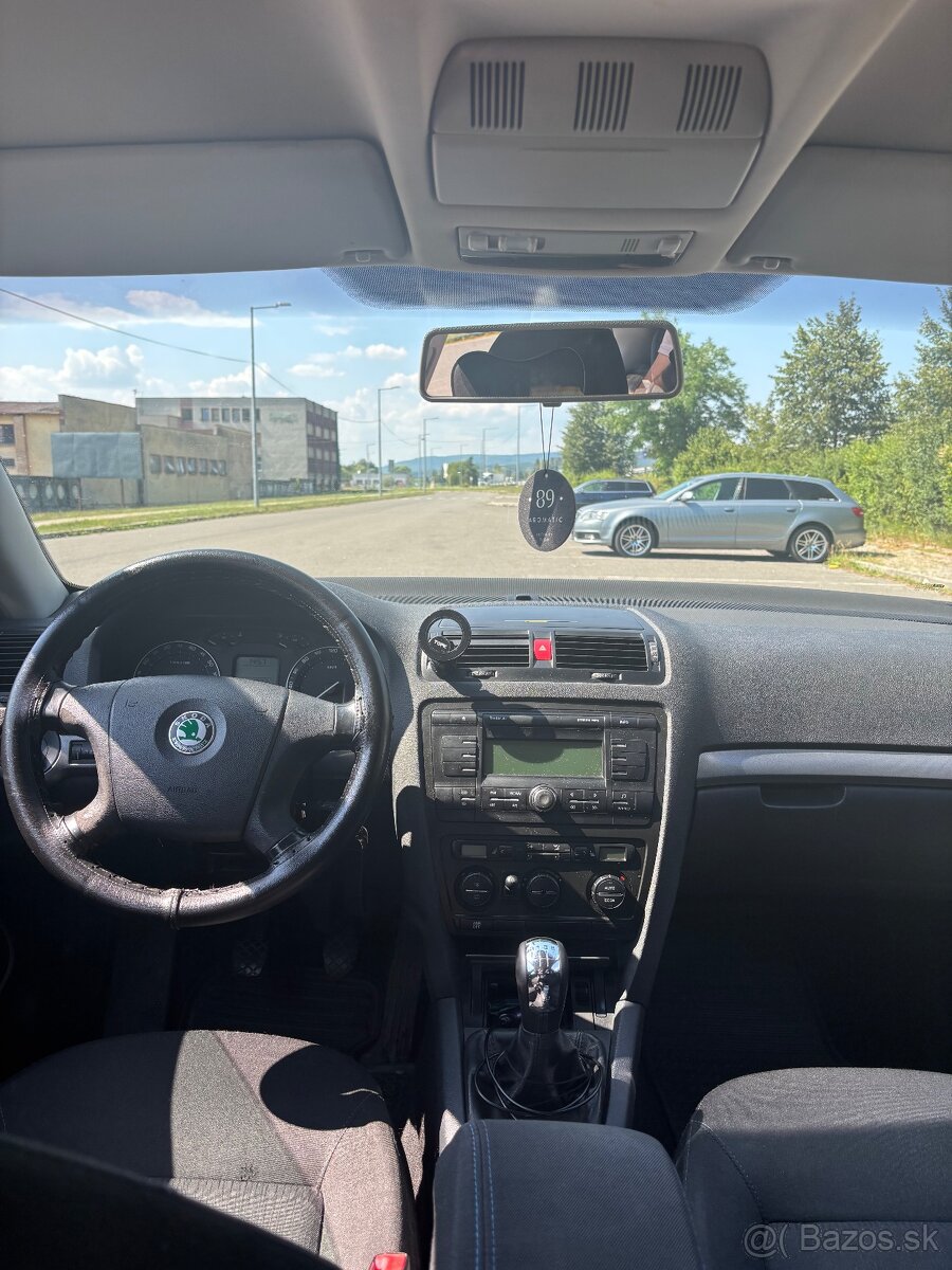 Škoda Octavia II 1.6 MPI + LPG - 13
