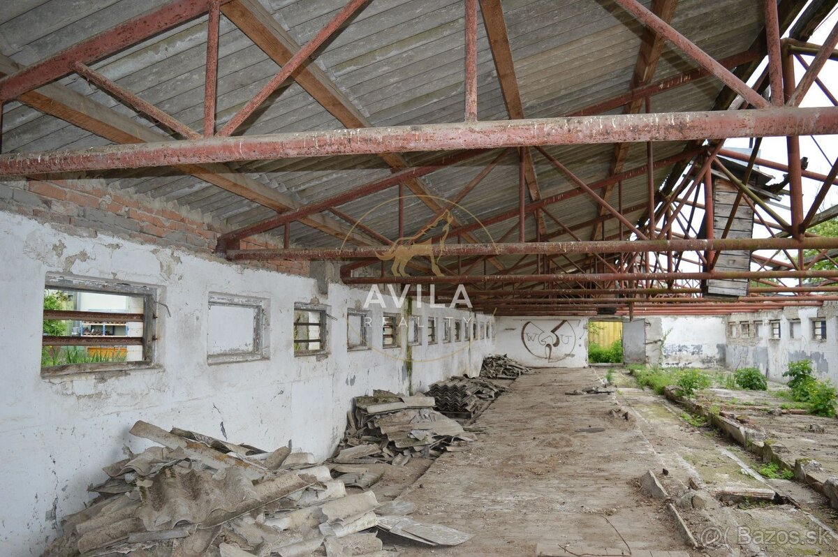 TOP NA PREDAJ: sklad-hala 750m2 vo Voderadoch - 13