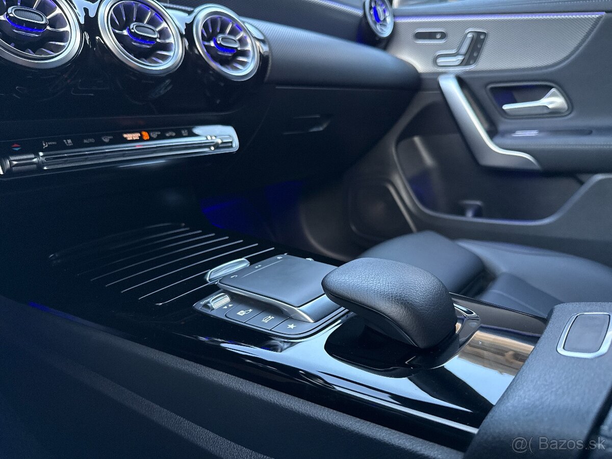 Mercedes-Benz CLA 200d - 13