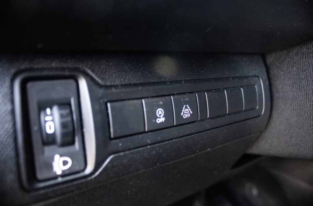 Peugeot 308 SW 2019 - 13