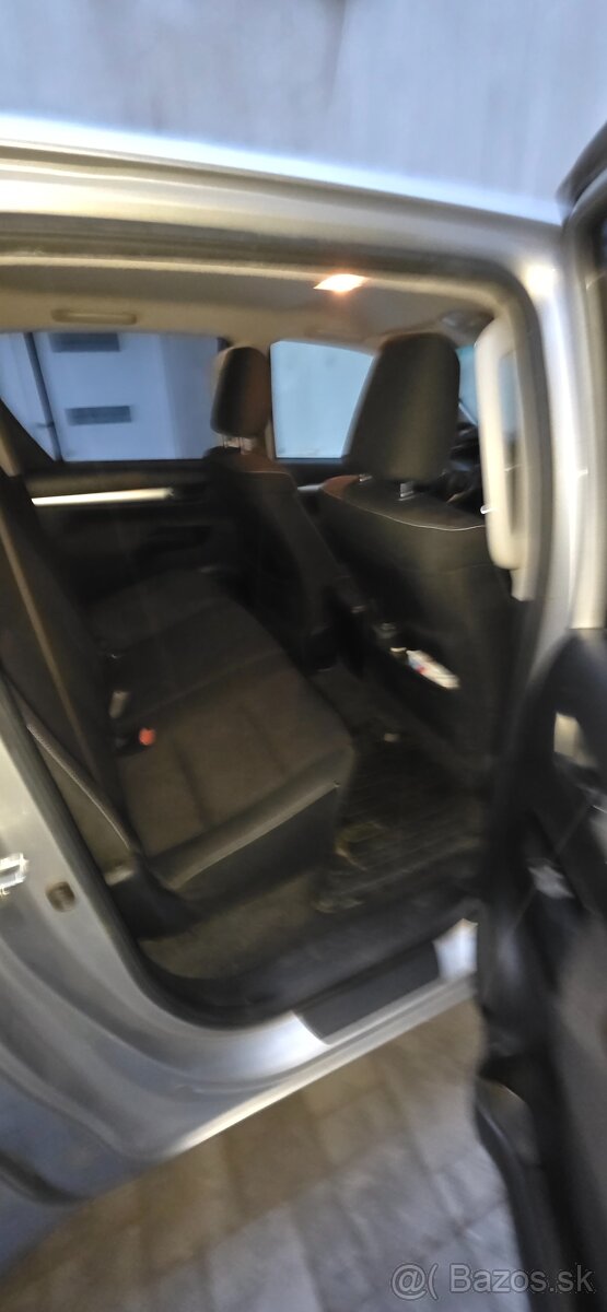 Toyota Hilux 2019 - 13