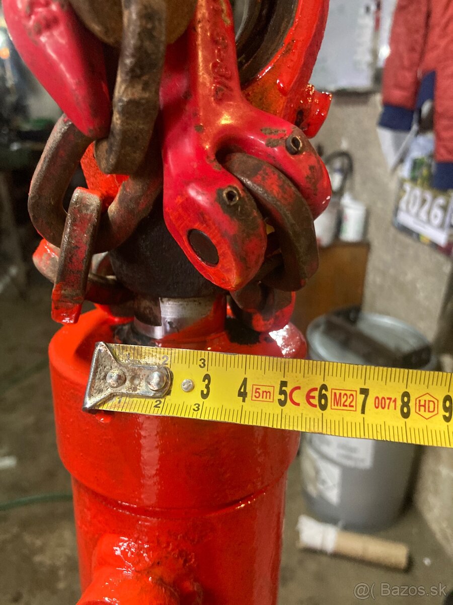 Hydraulicky piest - 13