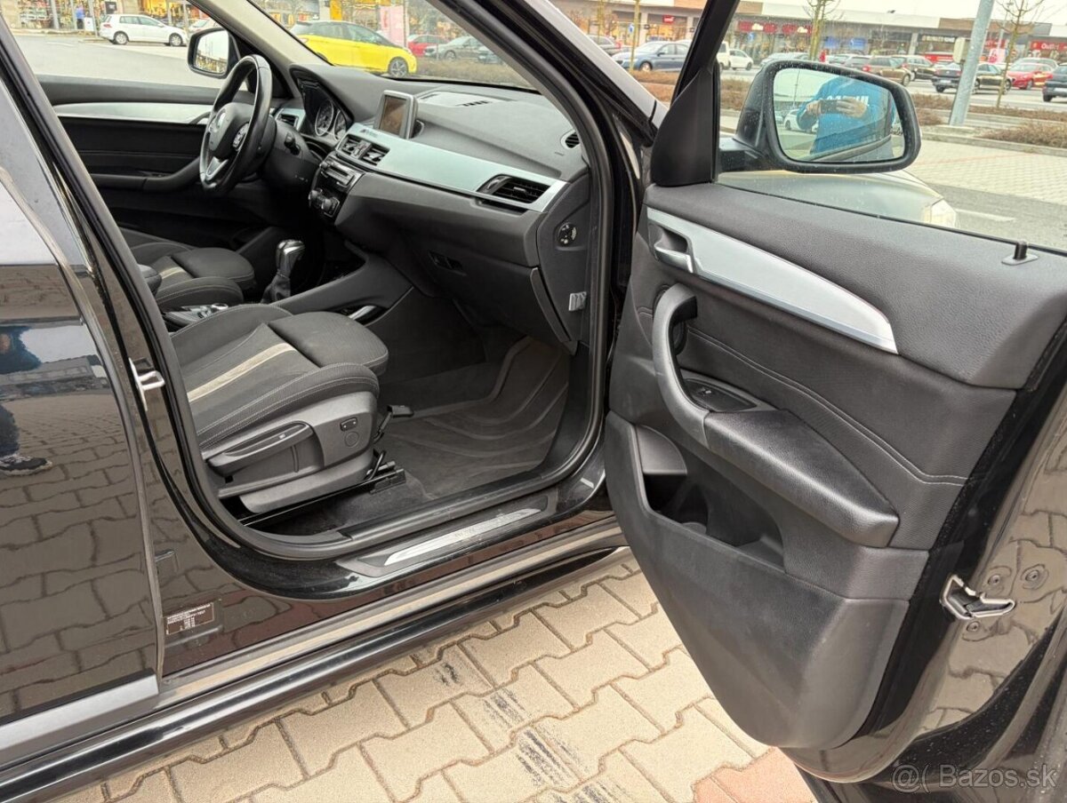 BMW X1 xDrive 20d 140kw ČR - 13