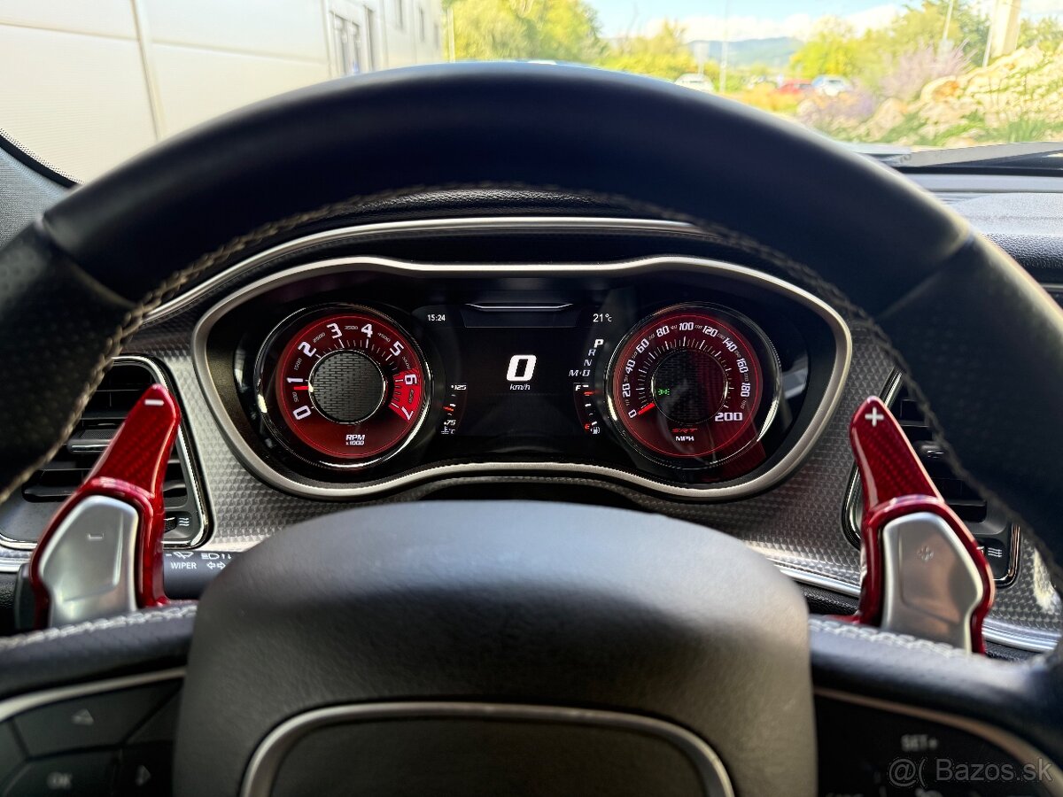 Dodge Challenger SRT Hellcat 6.2 V8 – 717 P - 13