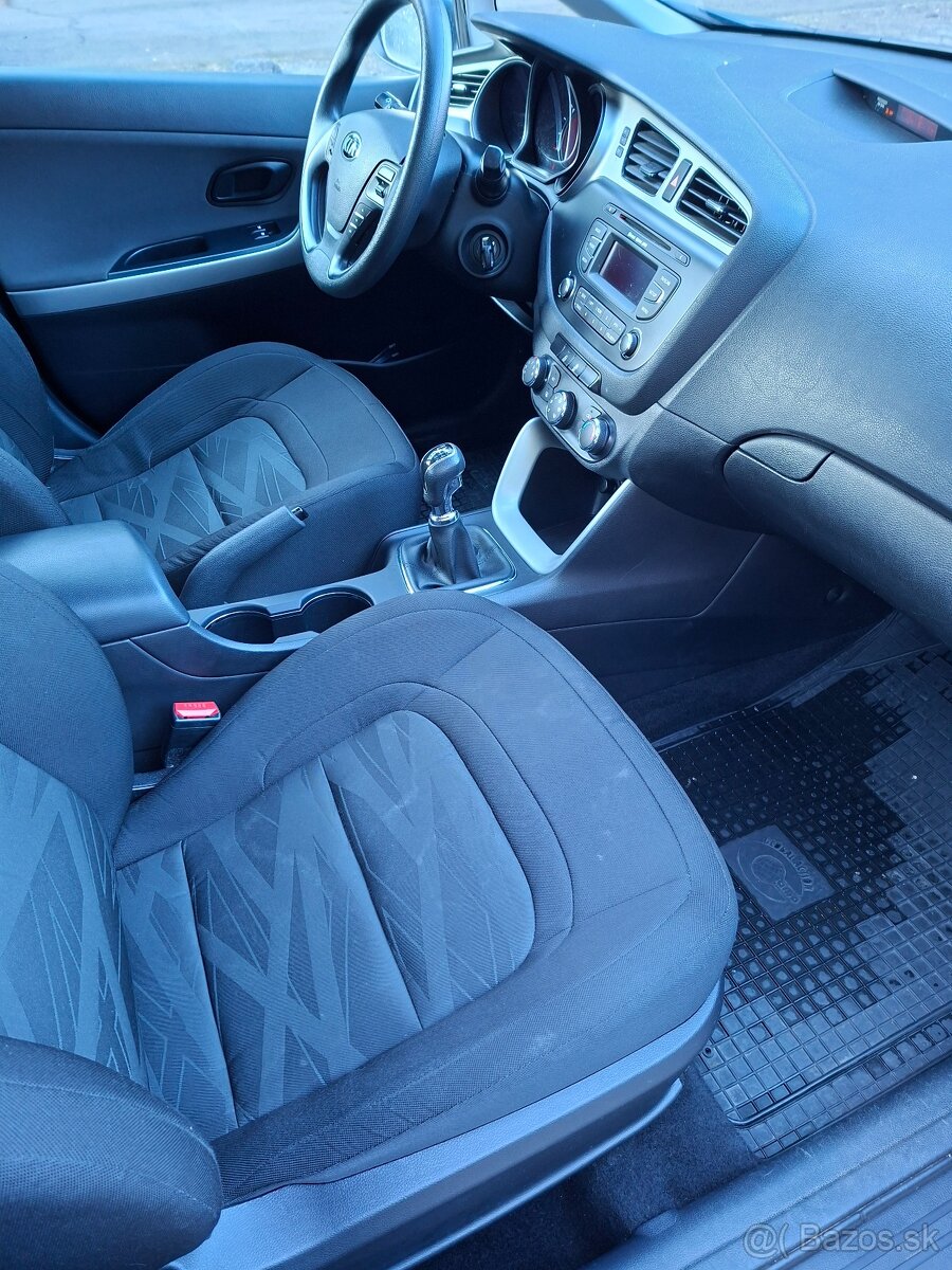 Kia Ceed 1.4 Crdi - 13