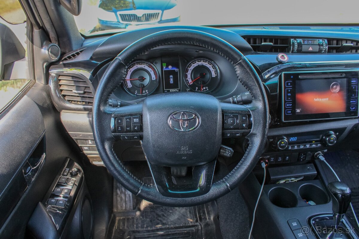 Toyota Hilux 2.4 AT 4x4 - 13