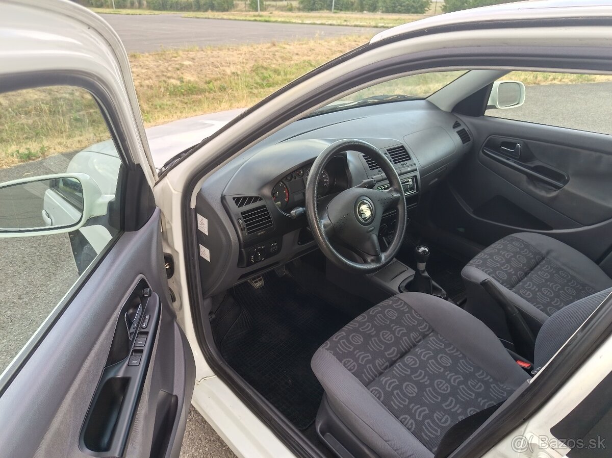 Seat Ibiza 1.4 16V 55kW 2002 - 13