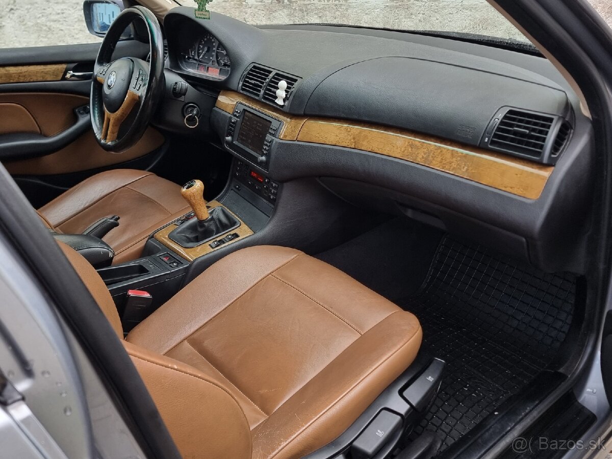 BMW E46 318D Touring - 13