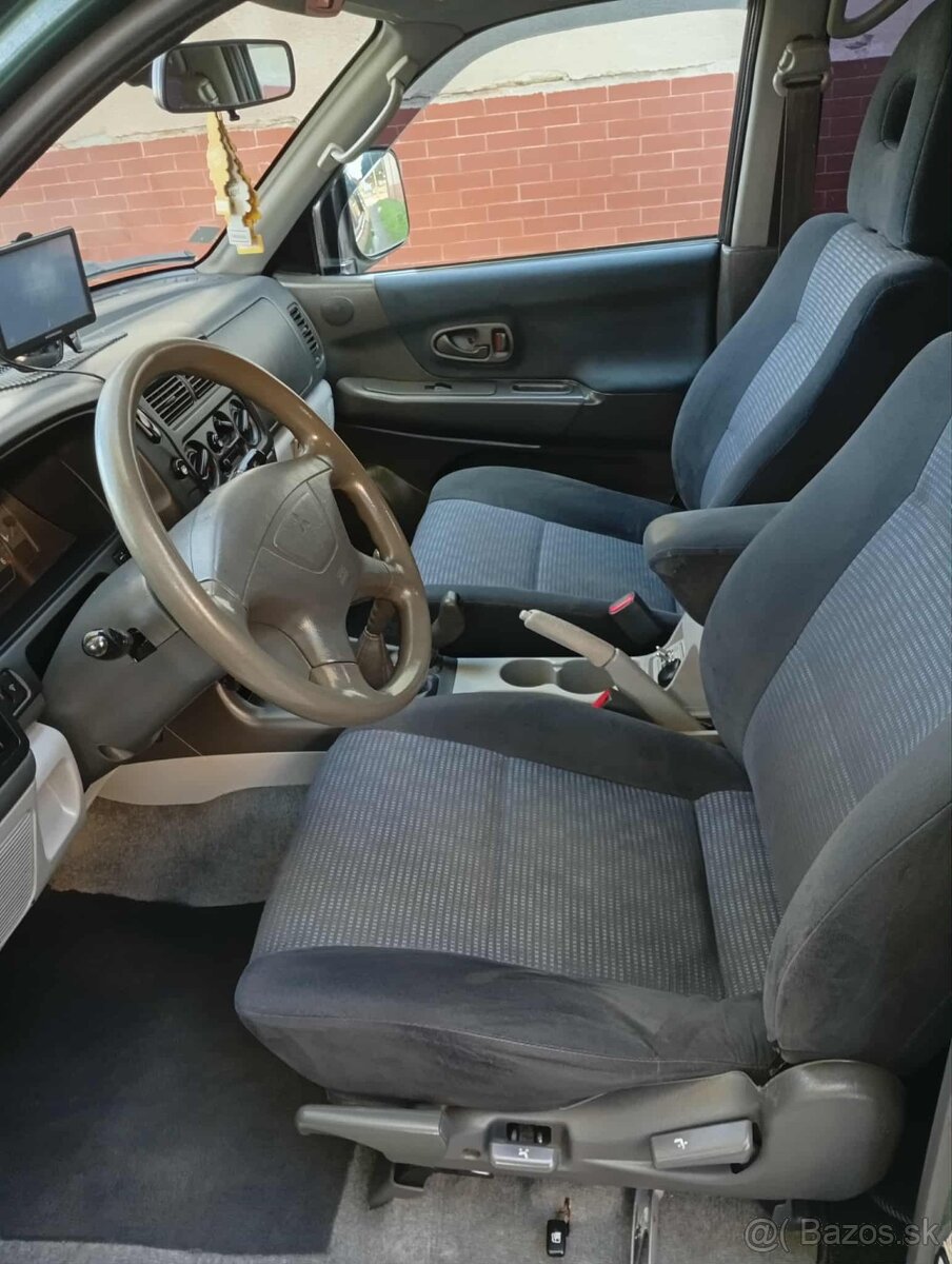 Mitsubishi Pajero sport - 13