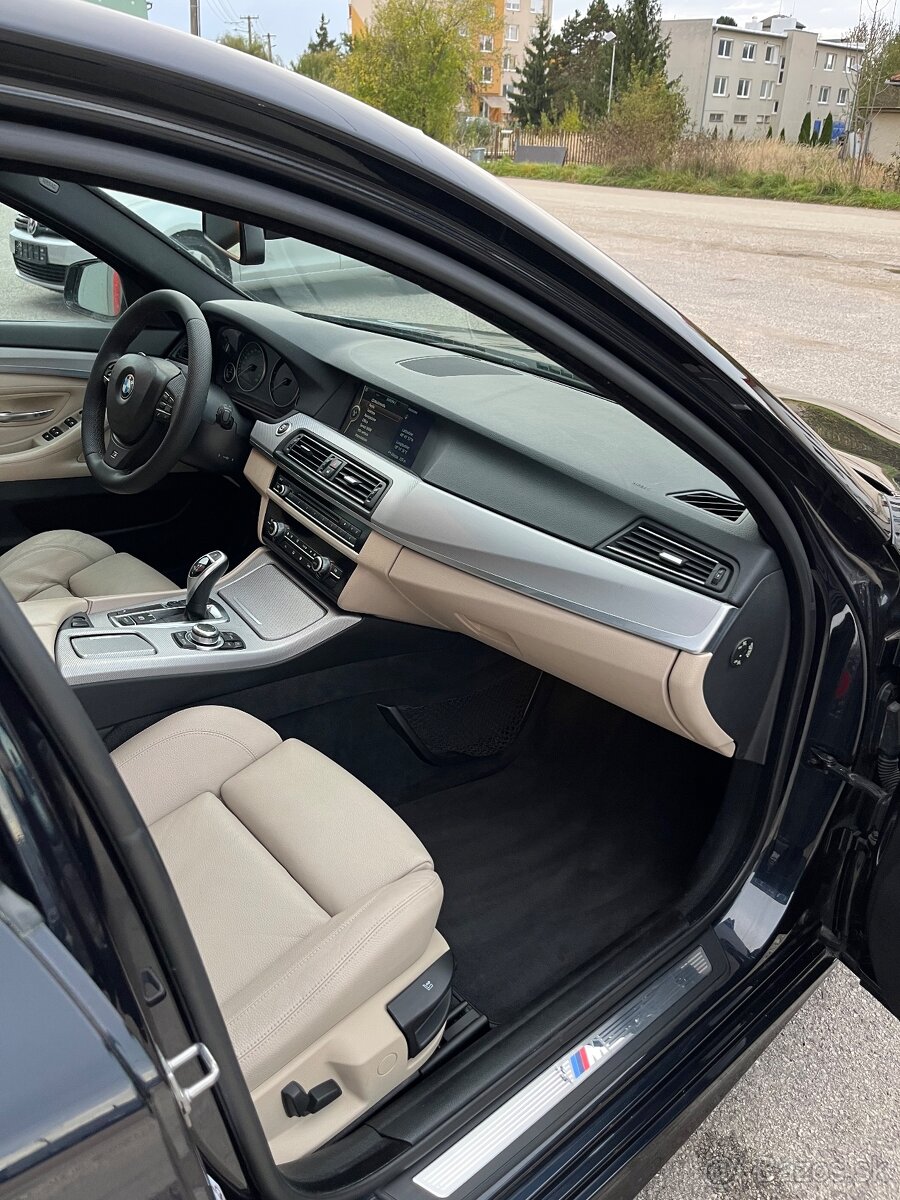 BMW Rad 5 F11 530D M-Packet = Navi, A/T, F1 Riadenie = - 13