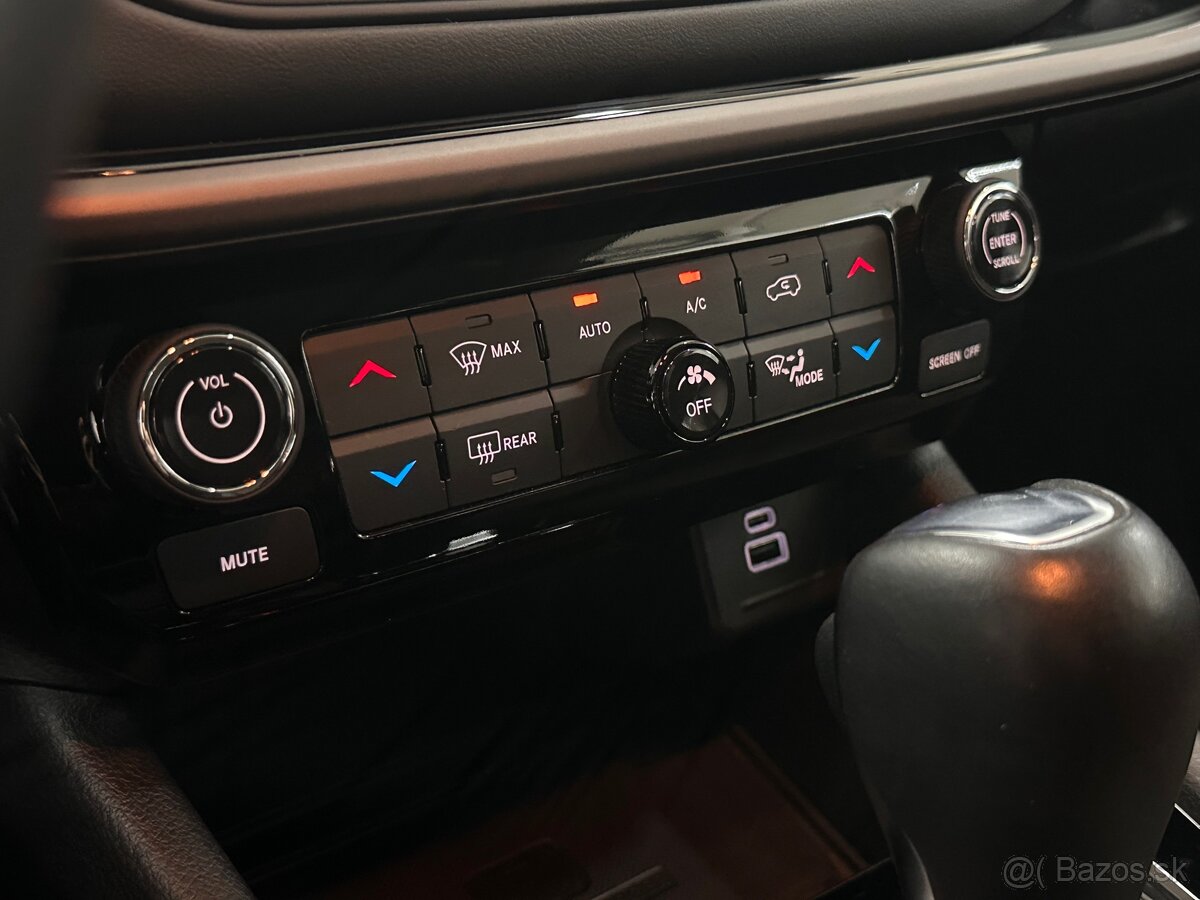 Jeep Compass 1.3 PHEV UPLAND 4xe v záruke, Odpočet DPH - 13