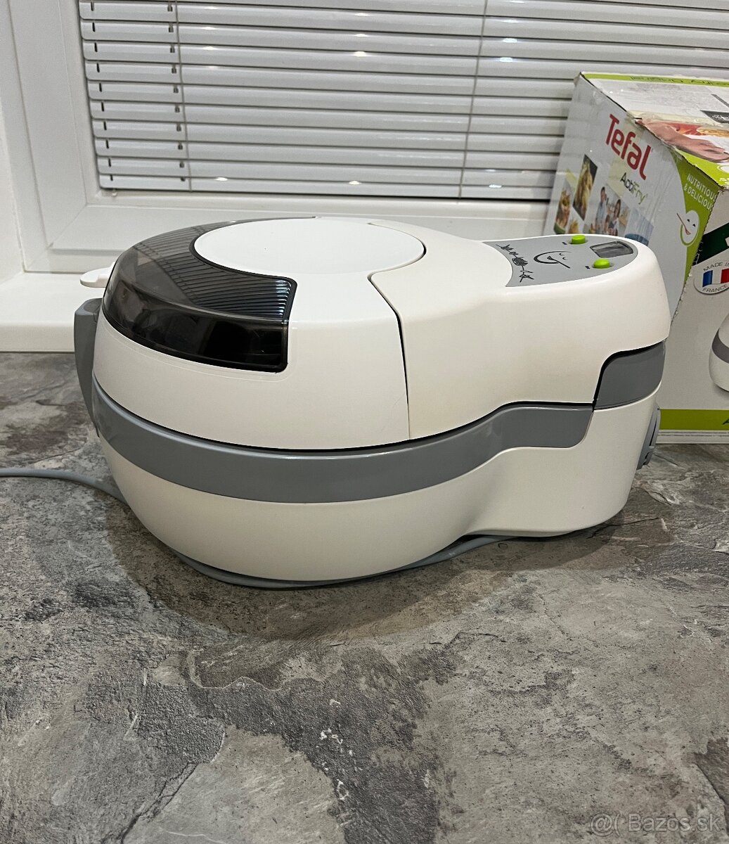 Tefal FZ 706017 ActiFry teplovzdušná fritéza - 13