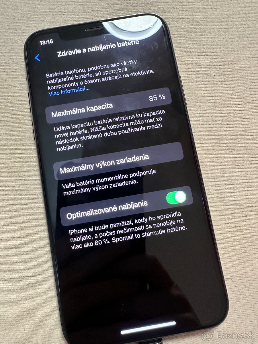 Apple iPhone XS 256GB Space Gray - 13